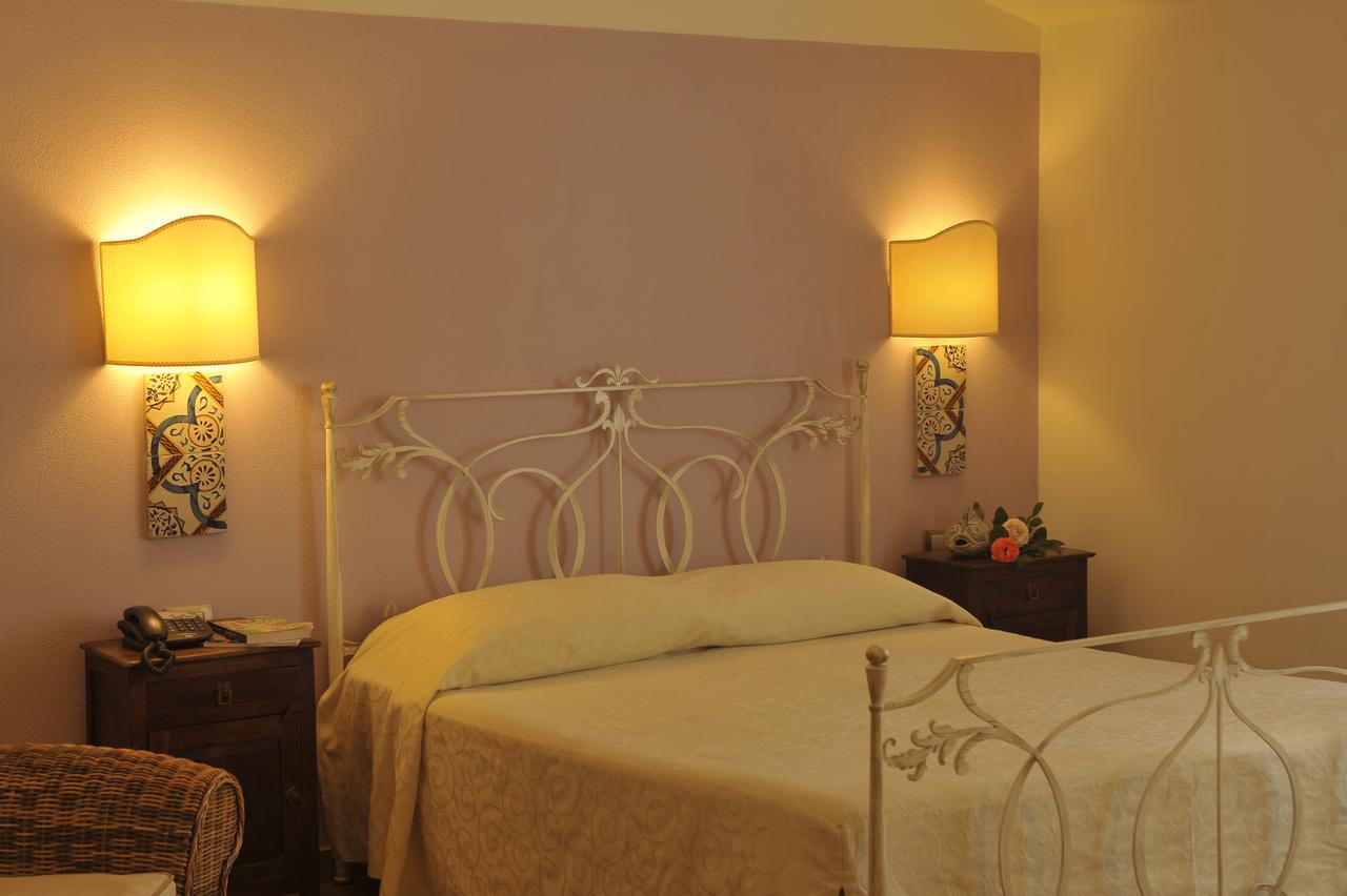Hotel Villa Pimpina Калофорте Экстерьер фото